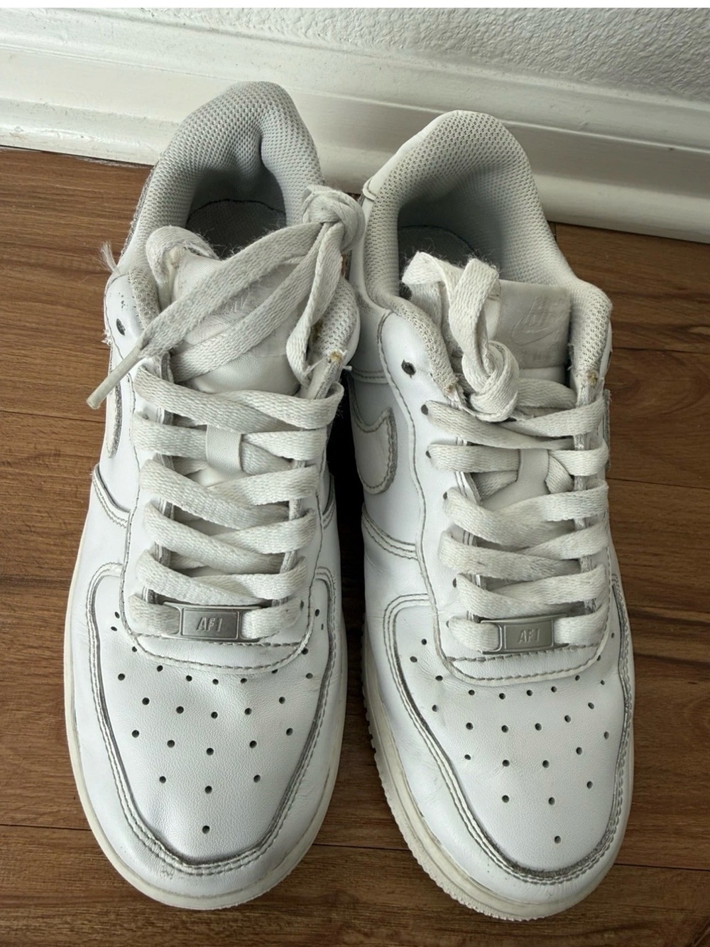Nike Air Force 1 Low White DD8959-100 Triple White Sneakers AF1 Womens Sz. 8